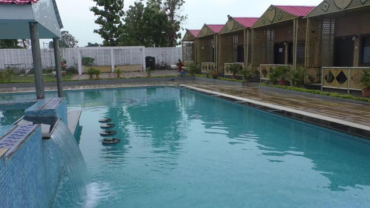 Midwaay Resort Patratu Exterior foto